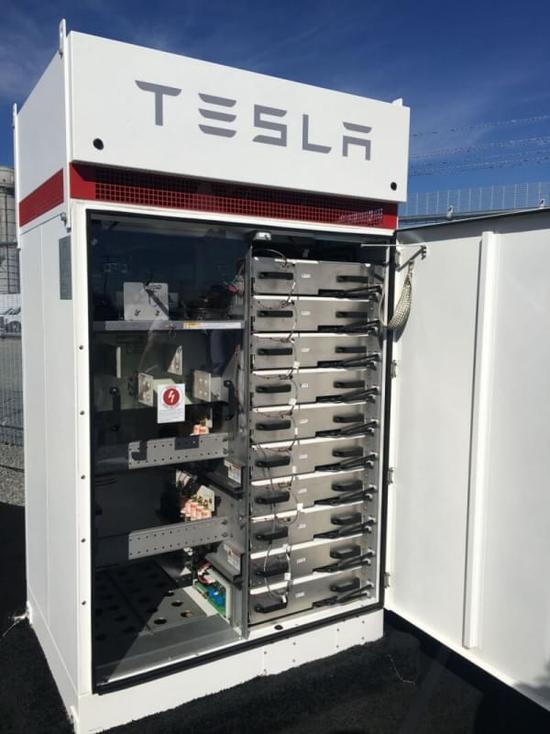 特斯拉Powerpack在加州正式落地 家庭储能电池引领绿色能源新变革
